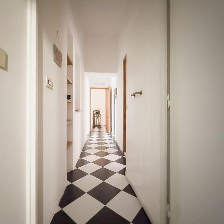 Domus Sant'Elena 2 Apartment Roma Ngoại thất bức ảnh