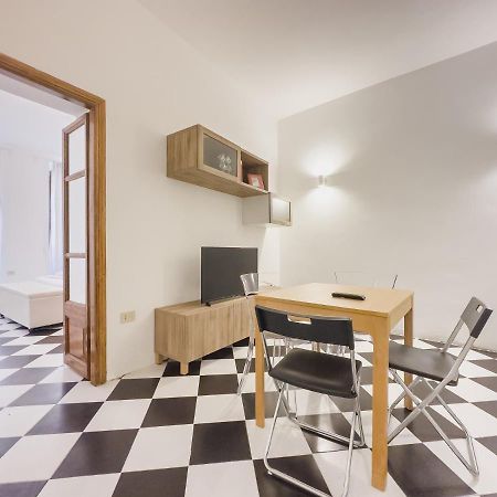 Domus Sant'Elena 2 Apartment Roma Ngoại thất bức ảnh
