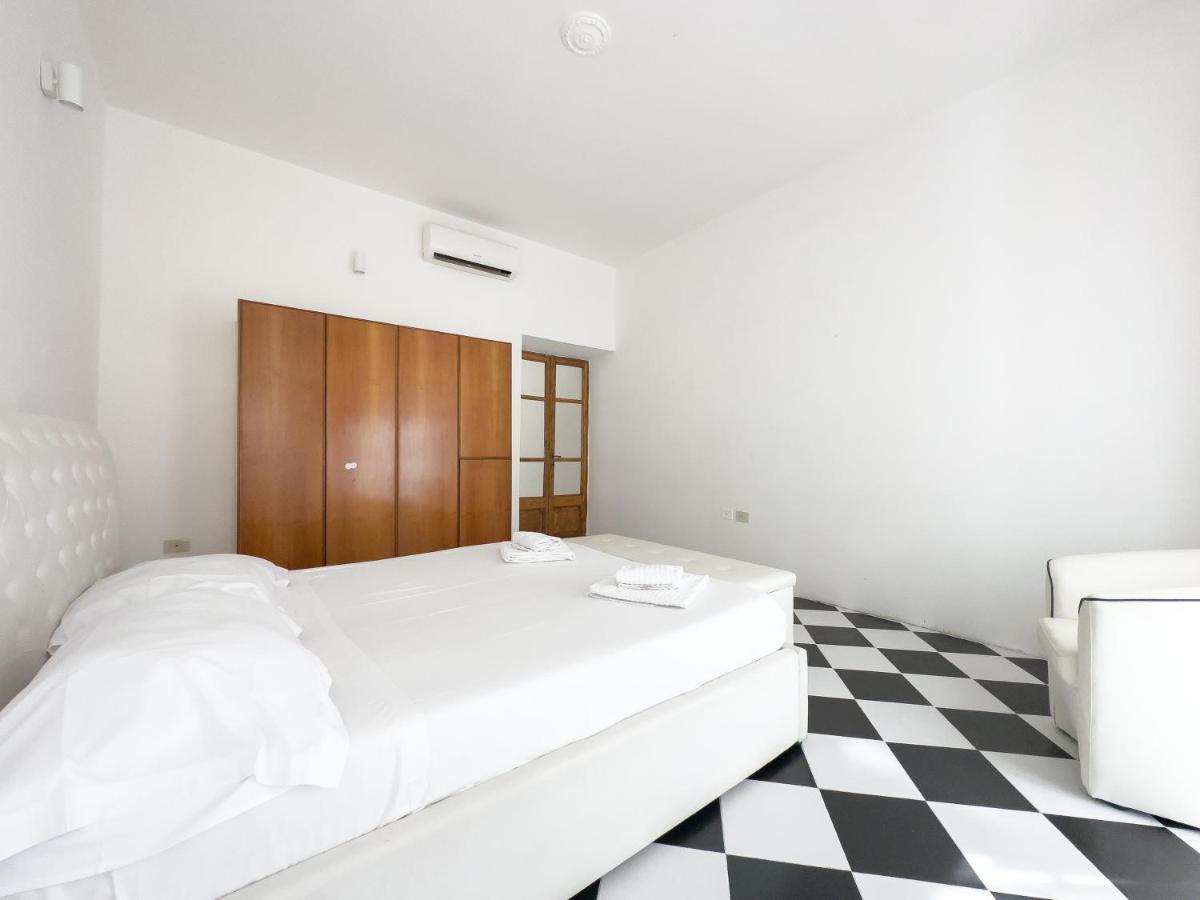 Domus Sant'Elena 2 Apartment Roma Ngoại thất bức ảnh
