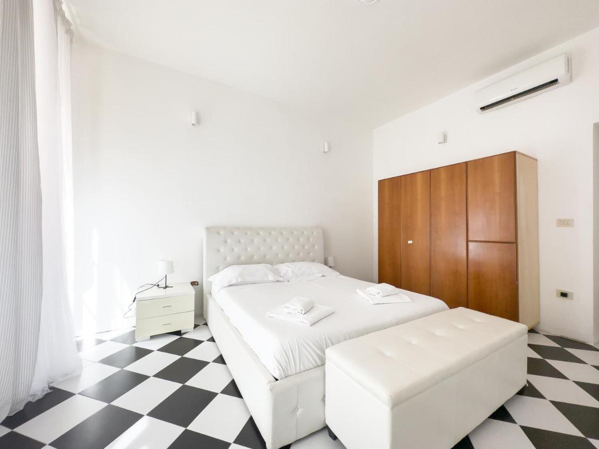 Domus Sant'Elena 2 Apartment Roma Ngoại thất bức ảnh